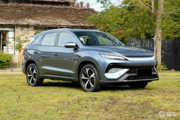 15万买混动SUV:零跑C10对比