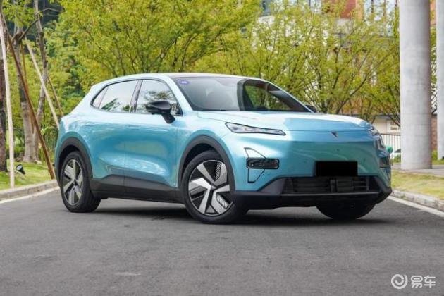 15万买混动SUV:零跑C10对比
