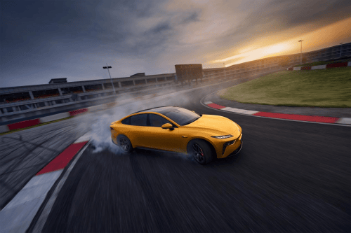 家庭增换购选对车!东风奕派 eπ007 用越级空间 + L2 智驾重塑出行体验