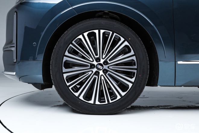 吉利银河M9正式上市 上市限时指导价17.38万元起