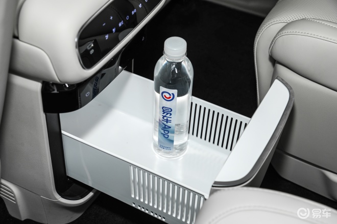 吉利银河M9正式上市 上市限时指导价17.38万元起