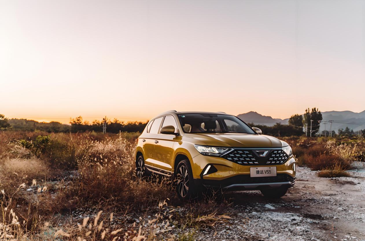 中国人保携手双辽市宁晟汽车购车团购会