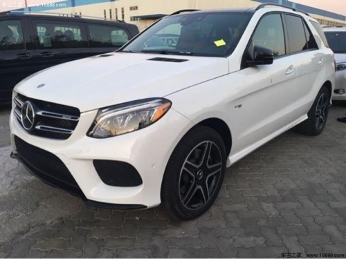 奔驰GLE墨版提供试乘试驾 店内让利达27万元