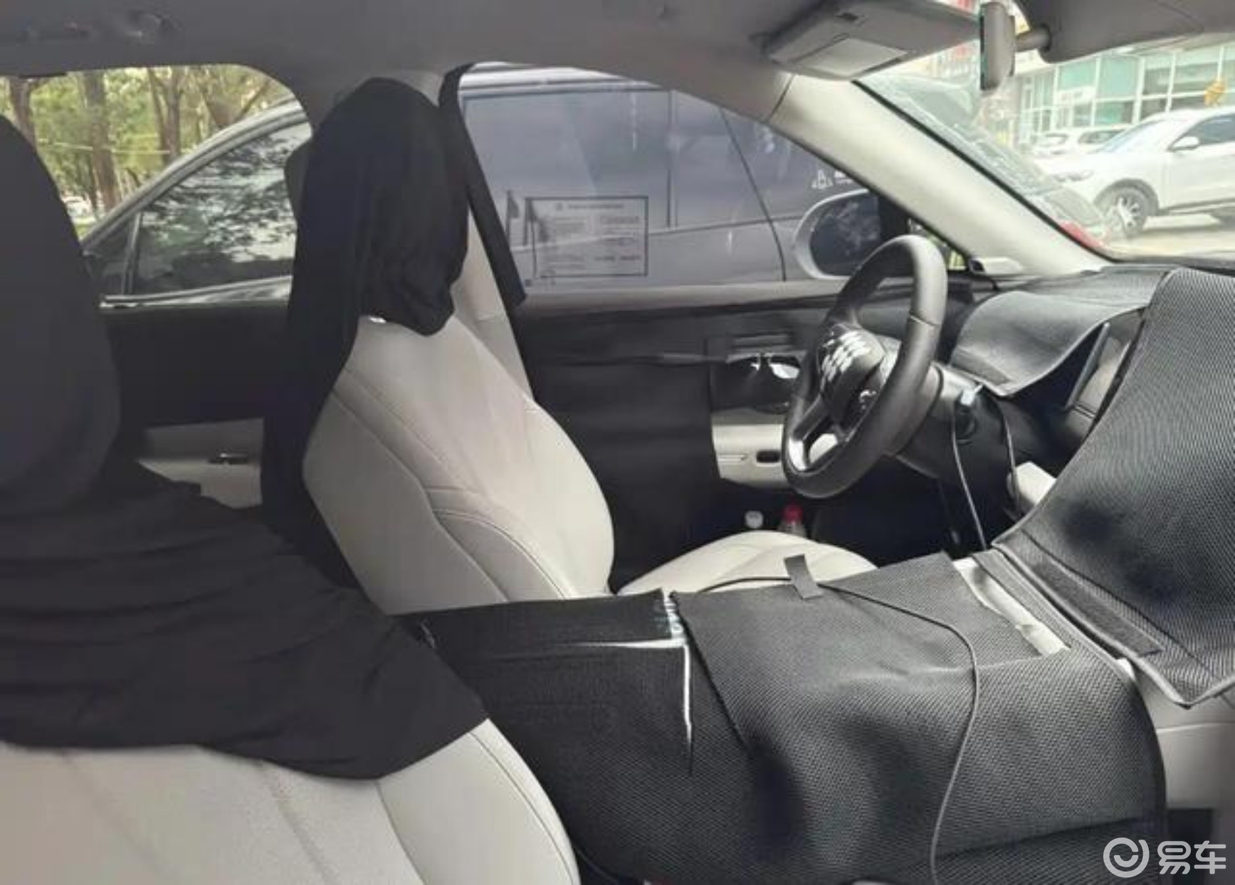 全尺寸SUV迎来新秀,全新零跑D19相比同级有哪些优势?