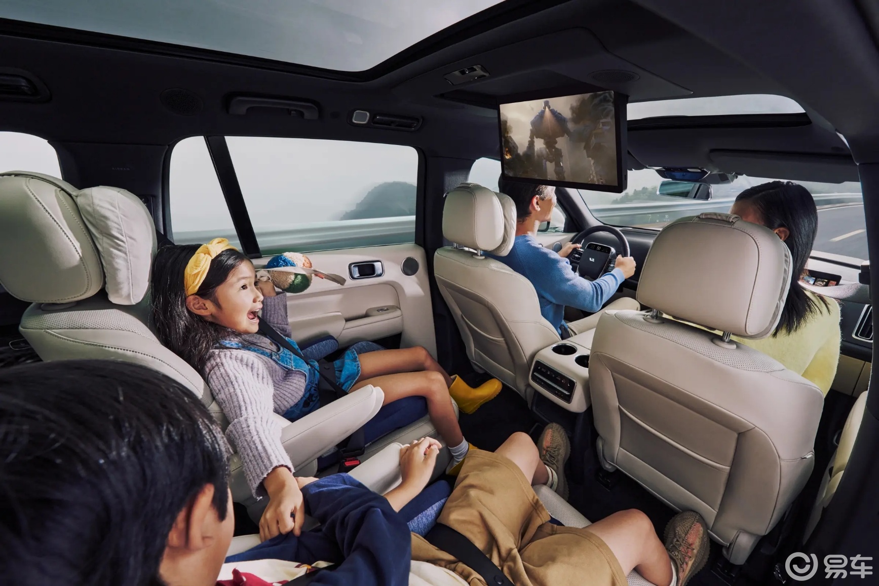 全尺寸SUV迎来新秀,全新零跑D19相比同级有哪些优势?