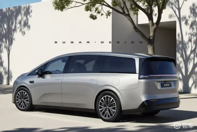 零跑大尺寸MPV谍照曝光,半价MEGA车型来袭