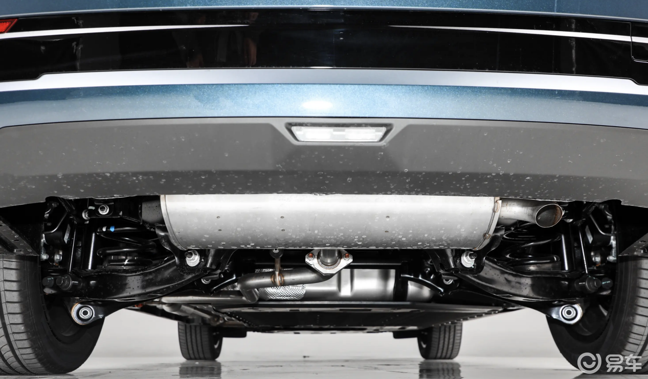 10-15万级纯电SUV对决!埃安i60总是“多一点”