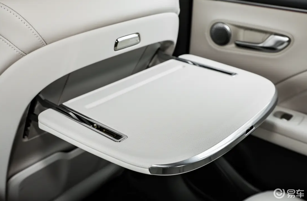 10-15万级纯电SUV对决!埃安i60总是“多一点”