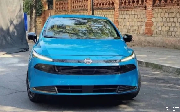 还记得阳光吗？两次换代后你还认识吗？全新日产Versa实车图